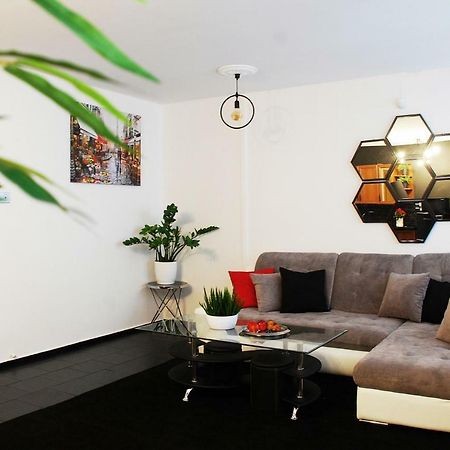 Apartamento Central Point Zielona Góra Exterior foto